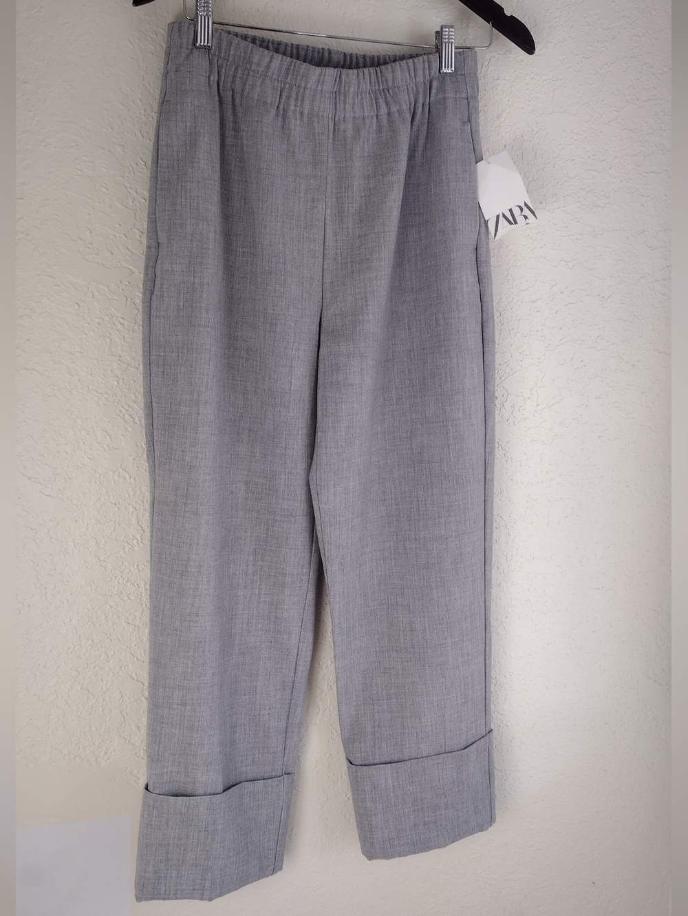 Zara Light Gray Cuffed Cropped Trousers Pants - Picture 3 of 6